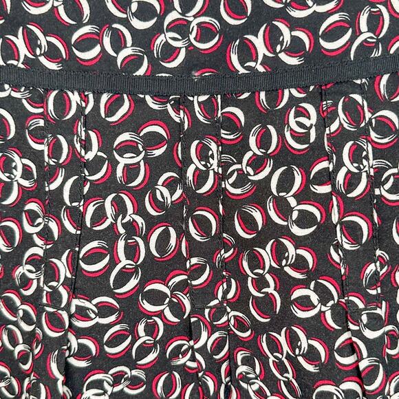 Ann Taylor Loft Black, Pink and White Chain Print Pleated Skirt, EUC, Size 4 - Picture 4 of 11